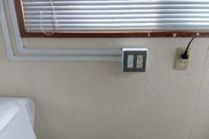 【設置】診療所にLANと電気のコンセント